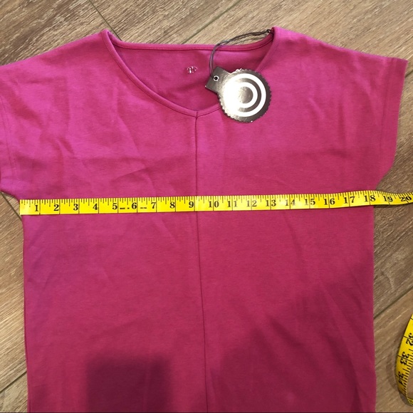 Tshirt Top - Picture 3 of 5
